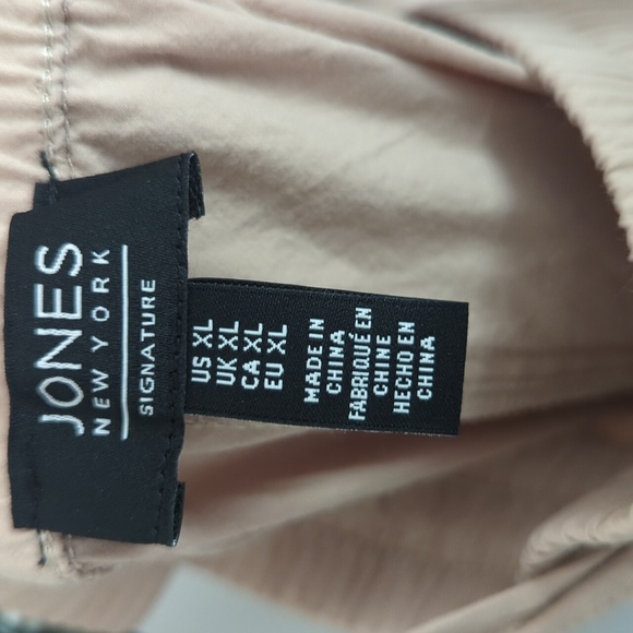 NWT Jones‎ New York Crop Cargo Beige Cotton Pants  Size XL - Picture 8 of 9